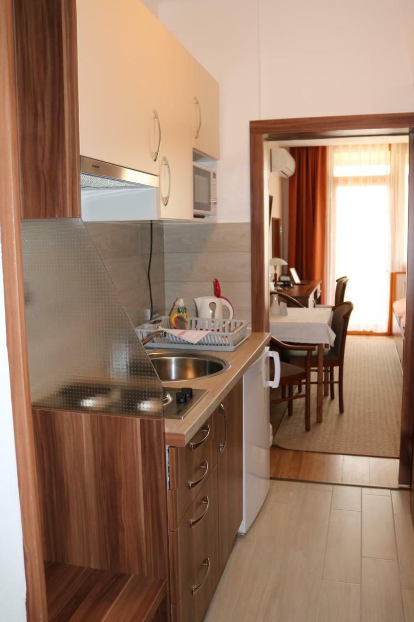 Apartman Hotel Bük Eksteriør billede